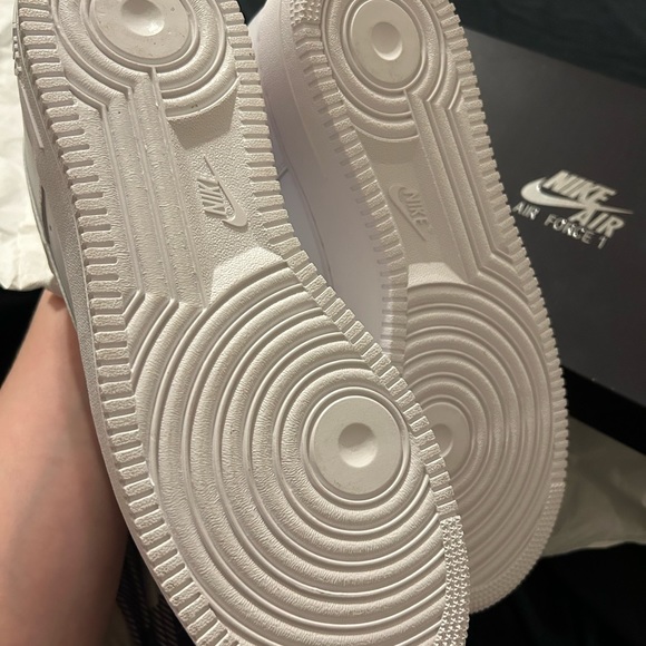 Nike Air Force 1 - Picture 6 of 6